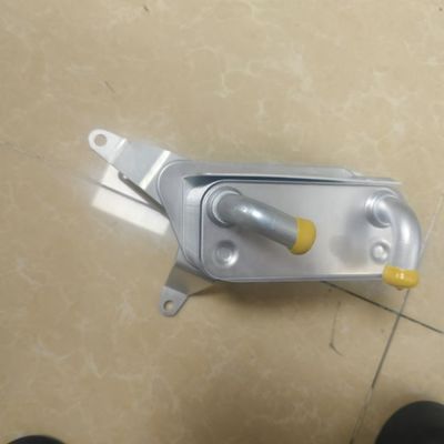 JB3Z7A095C تبريد زيت لشركة فورد رينجر BT50 YN25