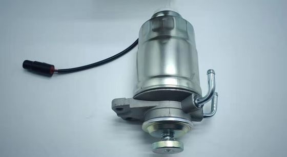 مرشح وقود الديزل عالي الجودة مع ورق مرشح مستورد لميتسوبيشي L300 L400 الحجم القياسي