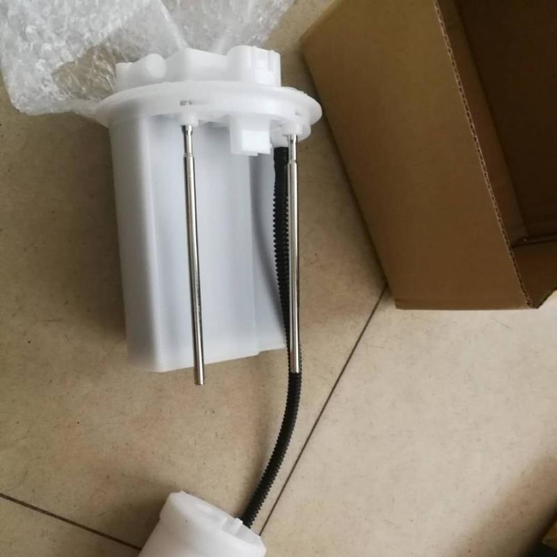 مرشح وقود داخل الخزان رقم 77024-42011 مع ورق مرشح مستورد لـ Toyota Lexus NX Rav4